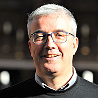 Dr. Peter Seul Dr. Peter Seul